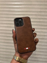 Load image into Gallery viewer, LUXURY LEATHER PHONECASE (BROWN)