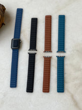 Load image into Gallery viewer, Leather magnetic straps in Black .Blue,Light blue and Brown