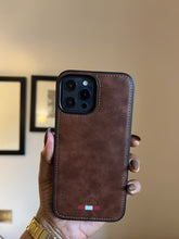 Load image into Gallery viewer, LUXURY LEATHER PHONECASE (BROWN)