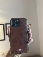 Load image into Gallery viewer, LUXURY LEATHER PHONECASE (BROWN)