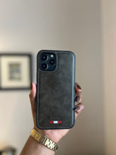 Load image into Gallery viewer, LUXURY LEATHER PHONECASE (DARK Vintage )