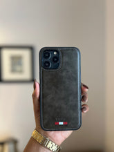 Load image into Gallery viewer, LUXURY LEATHER PHONECASE (DARK Vintage )