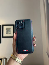 Load image into Gallery viewer, LUXURY LEATHER PHONECASE (BLACK)