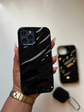 Load image into Gallery viewer, GLOSSY 3D WAVE CASE (BLACK)