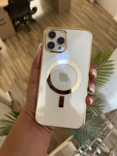 Load image into Gallery viewer, Luxury Gold  Transparent MagSafe phone case