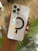 Load image into Gallery viewer, Luxury Gold  Transparent MagSafe phone case