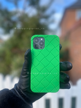 Load image into Gallery viewer, Luxury Green 3D Lattice Soft protective  case