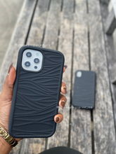 Load image into Gallery viewer, SHOCKPROOF ARMOUR CASE (Black)