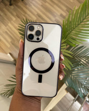 Load image into Gallery viewer, Luxury black  Transparent MagSafe phone case
