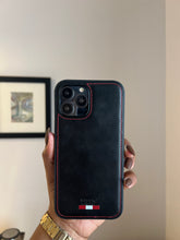 Load image into Gallery viewer, LUXURY LEATHER PHONECASE (BLACK)