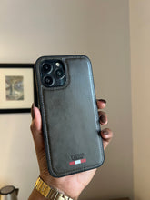 Load image into Gallery viewer, LUXURY LEATHER PHONECASE (DARK Vintage )