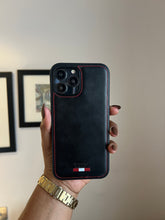 Load image into Gallery viewer, LUXURY LEATHER PHONECASE (BLACK)