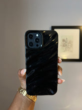 Load image into Gallery viewer, GLOSSY 3D WAVE CASE (BLACK)