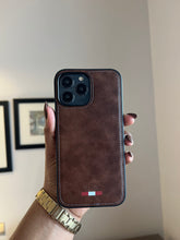 Load image into Gallery viewer, LUXURY LEATHER PHONECASE (BROWN)