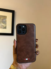 Load image into Gallery viewer, LUXURY LEATHER PHONECASE (BROWN)