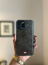 Load image into Gallery viewer, LUXURY LEATHER PHONECASE (DARK Vintage )