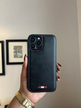 Load image into Gallery viewer, LUXURY LEATHER PHONECASE (BLACK)