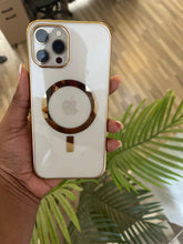Load image into Gallery viewer, Luxury Gold  Transparent MagSafe phone case