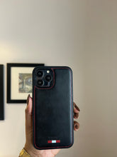 Load image into Gallery viewer, LUXURY LEATHER PHONECASE (BLACK)