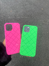 Load image into Gallery viewer, Luxury Green 3D Lattice Soft protective  case
