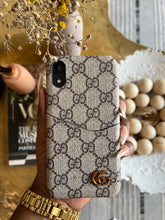 Load image into Gallery viewer, Luxury case with Card slot
