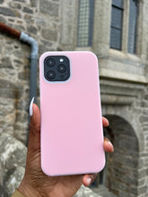 Load image into Gallery viewer, Soft Pink Premium silicone apple case
