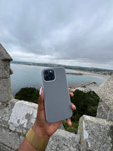 Load image into Gallery viewer, Grey Premium silicone apple case
