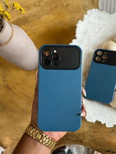 Load image into Gallery viewer, Clean 2 toned shockproof silicone case
