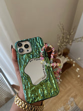 Load image into Gallery viewer, Gorgeous Green laser mirror case
