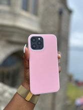 Load image into Gallery viewer, Soft Pink Premium silicone apple case
