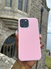 Load image into Gallery viewer, Soft Pink Premium silicone apple case
