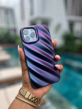Load image into Gallery viewer, Purple 3D wave case with holder
