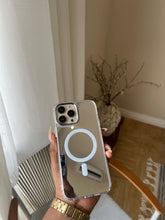 Load image into Gallery viewer, Mirror MagSafe case.
