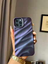 Load image into Gallery viewer, 3D WAVE CASE (Laser Purple).
