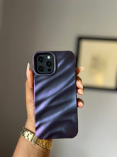 Load image into Gallery viewer, 3D WAVE CASE (Laser Purple).
