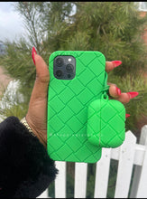 Load image into Gallery viewer, Luxury Green 3D Lattice Soft protective  case
