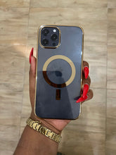 Load image into Gallery viewer, Luxury Gold  Transparent MagSafe phone case
