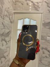 Load image into Gallery viewer, Luxury Gold  Transparent MagSafe phone case
