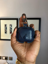 Load image into Gallery viewer, Leather airpod case (Blue)
