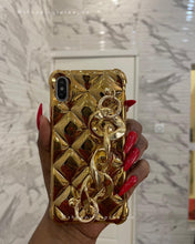 Load image into Gallery viewer, Gorgeous gold grip phone case
