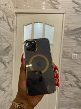 Load image into Gallery viewer, Luxury Gold  Transparent MagSafe phone case
