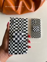 Load image into Gallery viewer, Transparent rectangular checkers popsocket case
