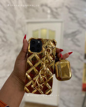 Load image into Gallery viewer, Gorgeous gold grip phone case
