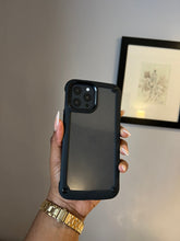 Load image into Gallery viewer, Transparent shockproof bumper case
