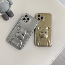 Load image into Gallery viewer, Super cool Metallic Kaws (gold and sliver)
