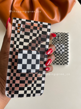 Load image into Gallery viewer, Transparent rectangular checkers popsocket case
