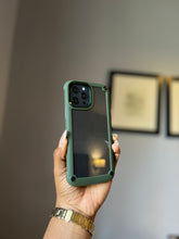 Load image into Gallery viewer, Transparent shockproof bumper case
